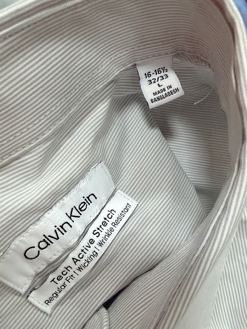 NWT Calvin Klein Tech Active Stretch Dress Shirt Gray 16-16.5 32-33 - Picture 2 of 3